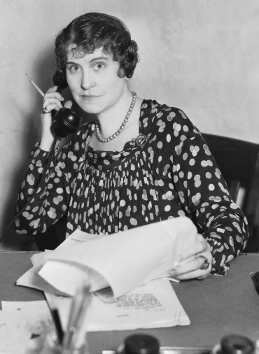 La guionista Jeanie MacPherson.